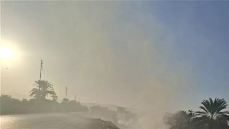 أهالي الكلاحين بقنا يستغيثون: حرق روث البهائم يهدد حياتنا