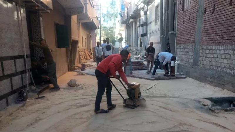 محافظ أسيوط: استمرار أعمال تركيب الإنترلوك بمدينة ديروط ضمن الخطة الاستثمارية 