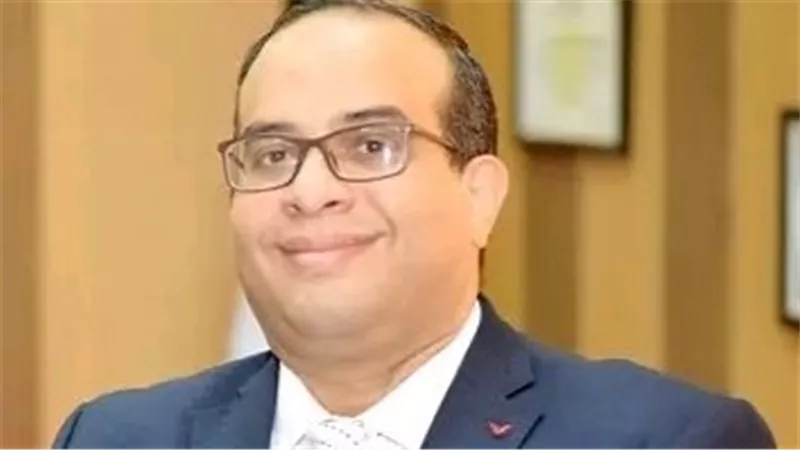 رئيس جامعة المنصورة يهنأ وكيل سياحة وفنادق بعد انتخابه رئيسا للجنة الوطنية 