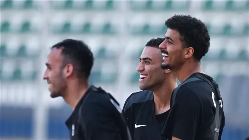 جاهزية منسي وربيع.. محاضرة بالفيديو للاعبي الزمالك قبل مواجهة البنك الأهلي