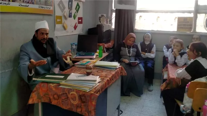 مدرسة القوصية الإعدادية بنات تنظم ندوة «الوفاء» لتعزيز القيم الأخلاقية