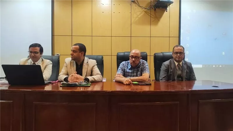 وكيل صحة أسيوط يعقد اجتماعًا موسعًا لمتابعة الأداء وتحسين الخدمات الصحية