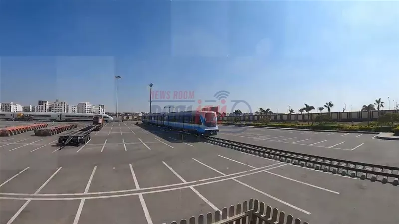 ننشر الصور الأولى لعربات قطار مترو حلوان الجديد من داخل معرض النقل الذكي 2025