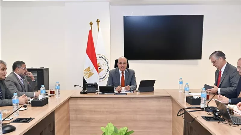 الدكتور سويلم يبحث مع سفير هولندا بالقاهرة موقف عدد من مجالات التعاون المشترك 