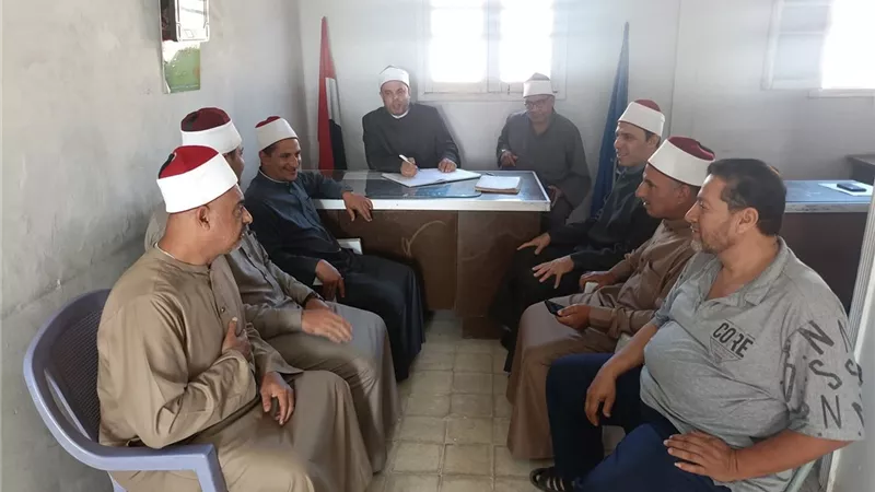 تفتيش مفاجئ لمدير أوقاف دمياط على إدارة الزرقا لضبط الأداء الدعوي
