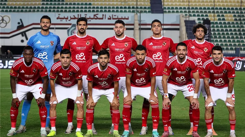 أنانية زيزو وبن شرقي وترزيجيه.. إبراهيم سعيد يهاجم لاعبي الأهلي 