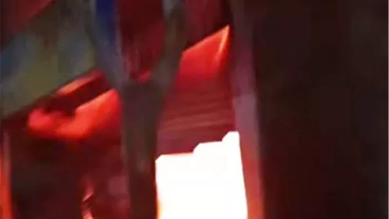 النيران تلتهم محل تجارى بالبدرشين والحماية المدنية تمنع إمتداد الحريق 