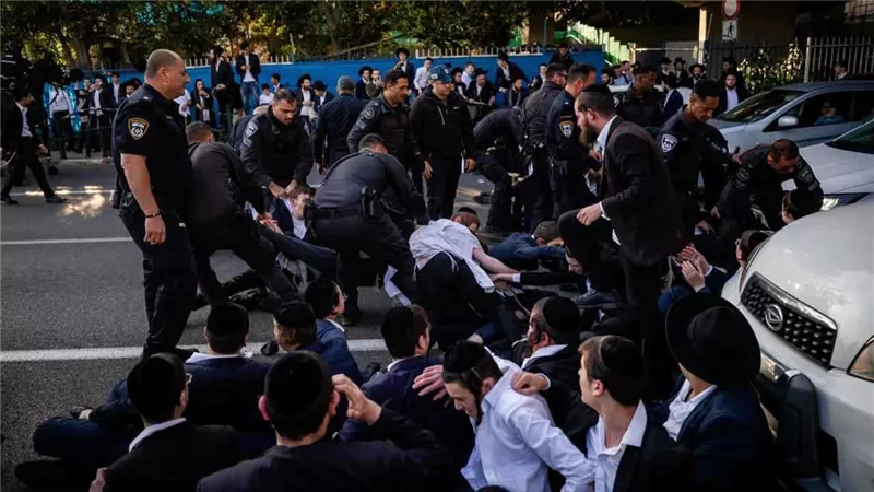 استنفار أمني في القدس مع قرب انطلاق احتجاج ضخم للحريديم ضد التجنيد
