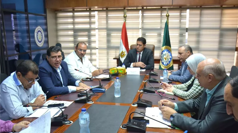 محافظ الدقهلية يكلف نائبه بسرعة الانتهاء من تراخيص المشروعات الصغيره والمتوسطة
