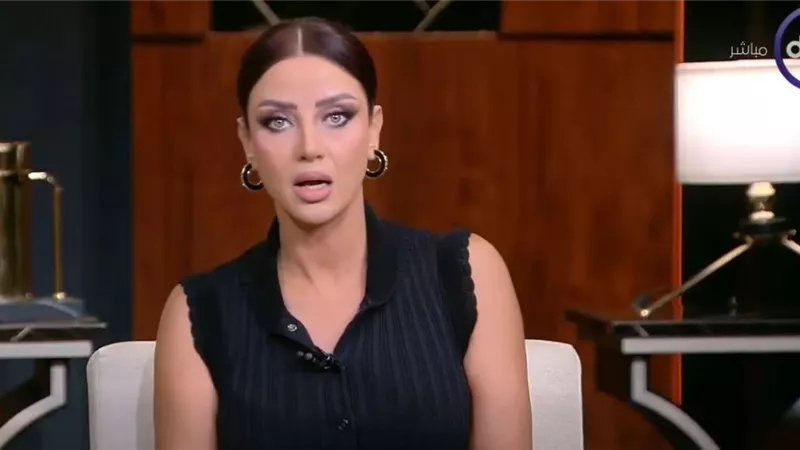 رضوى الشربيني ردا على متابع: 