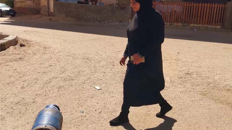 تنكر مفتشوا التموين.. تحرير 3 محاضر لبيع اسطوانات البوتاجاز أغلى من التسعيرة