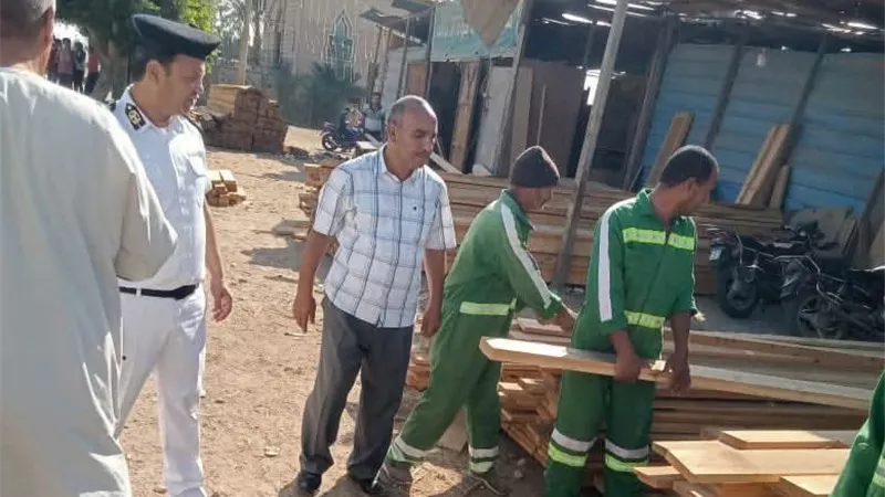 رفع 343 حالة إشغال مخالف بمركز اهناسيا وتنفيذ مسح جماعى لخزانات صرف منيل موسي 