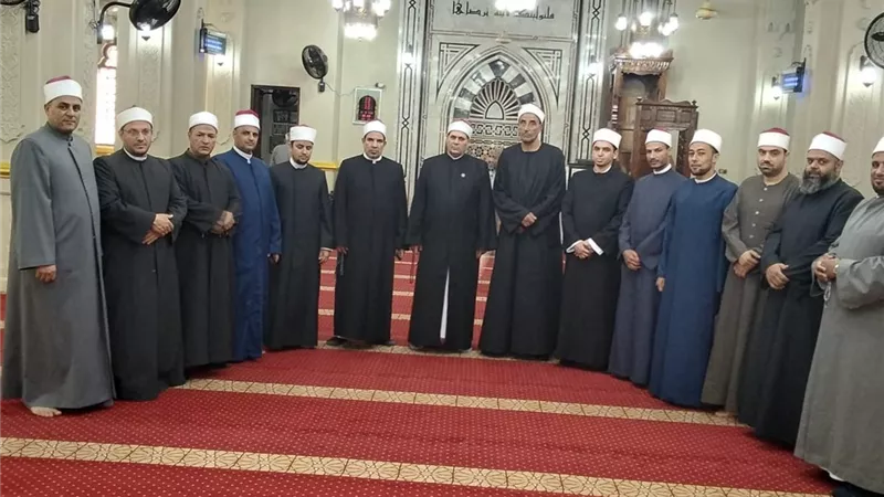 الأوقاف تطلق قوافل دعوية موسعة إلى مختلف محافظات الجمهورية