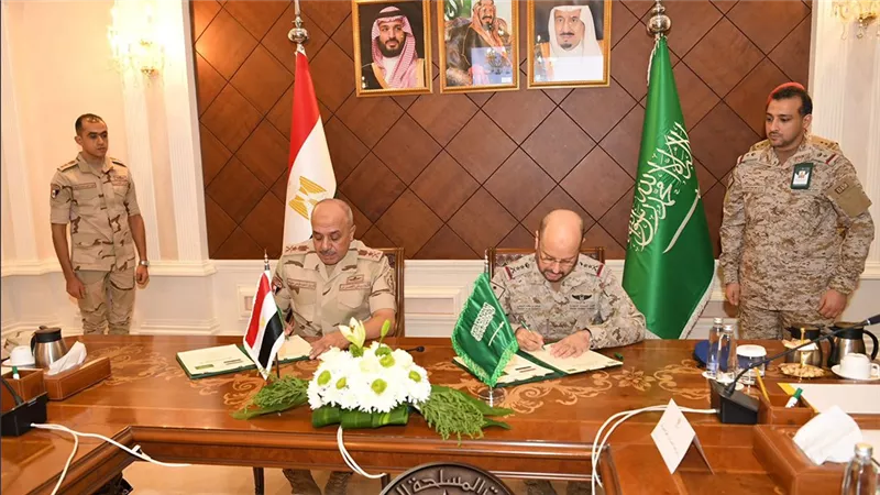 توافق مصري سعودي لتعزيز التعاون العسكري بين البلدين| فيديو