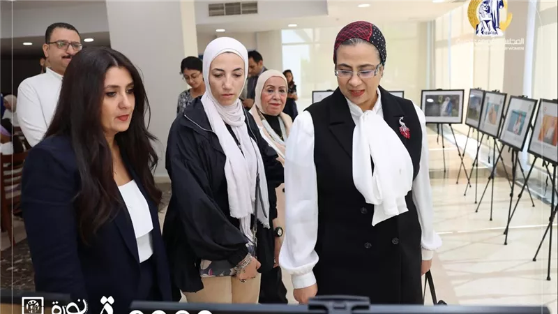 المستشارة أمل عمار تتفقد أنشطة برنامج نورة بحي الأسمرات   