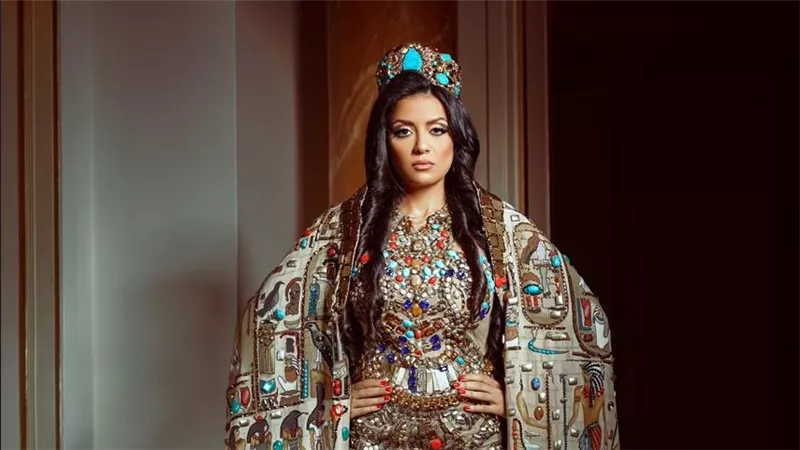 تزامنًا مع افتتاح المتحف الكبير.. سهر الصايغ بإطلالة فرعونية 
