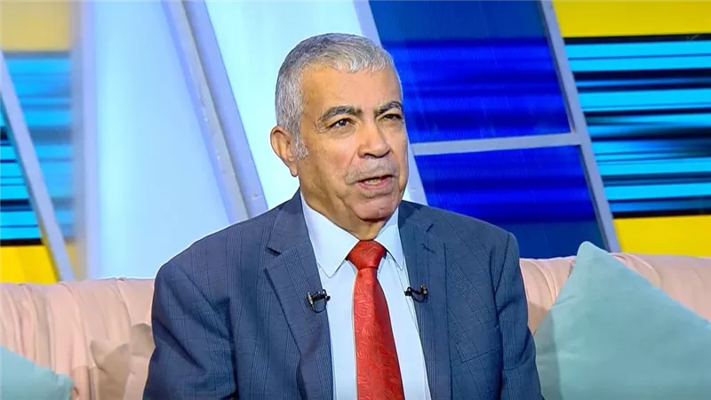 وزير الإعلام الأسبق: الانتماء للمؤسسة العسكرية يتطلب تضحيات كبيرة