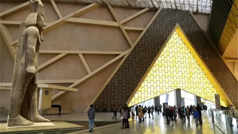  خبير تخطيط عمراني: المتحف المصري الكبير يعيد رسم صورة مصر العالمية 