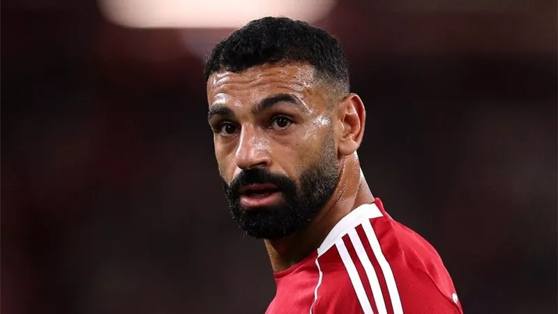صاروخ محمد صلاح يدخل سباق جوائز ليفربول لشهر نوفمبر