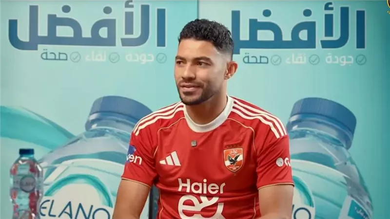 «تكشيرة» ياسر إبراهيم وراء استبعاده من مباريات الأهلي وداري يقترب من المشاركة