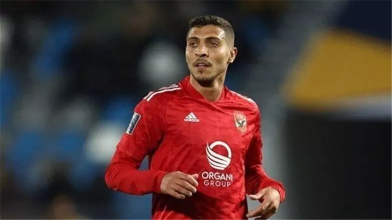 مصدر طبي يكشف موقف محمد شريف من مشاركة الأهلي في السوبر المصري