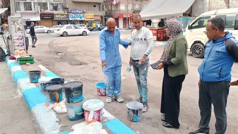 حي الأربعين  يواصل جهوده لتحسين المظهر الحضاري بشارعي العبور وأرض الشباب