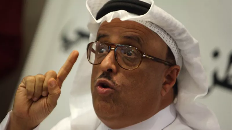  ضاحي خلفان: القواعد ضرورة والملالي في دور العبادة وليس في مقرات القيادة