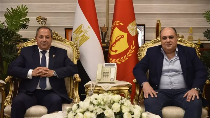 محافظ بورسعيد يبحث مع مساعد وزير الثقافة آليات تطوير وتكثيف الأنشطة الثقافية 