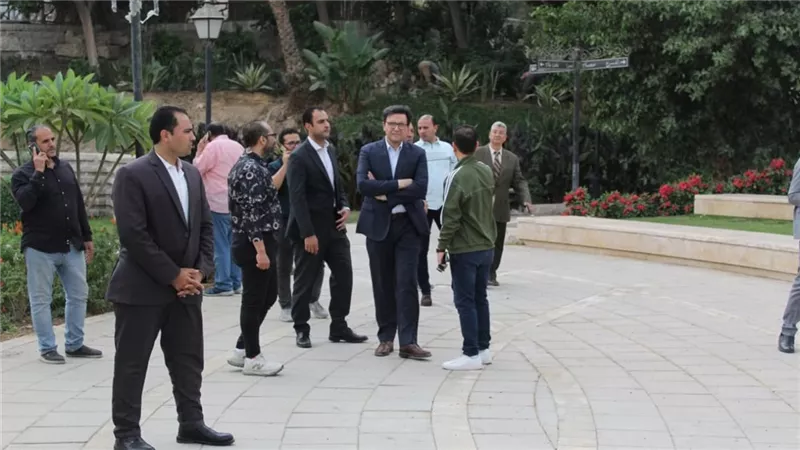 وزير الثقافة يتفقد مشروع إعادة إحياء حديقة الأزبكية التراثية ويشدد على الإسراع