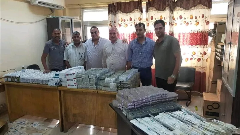 جمارك نويبع تحبط محاولتي تهريب كمية من الأدوية والأ والمستلزمات الطبية