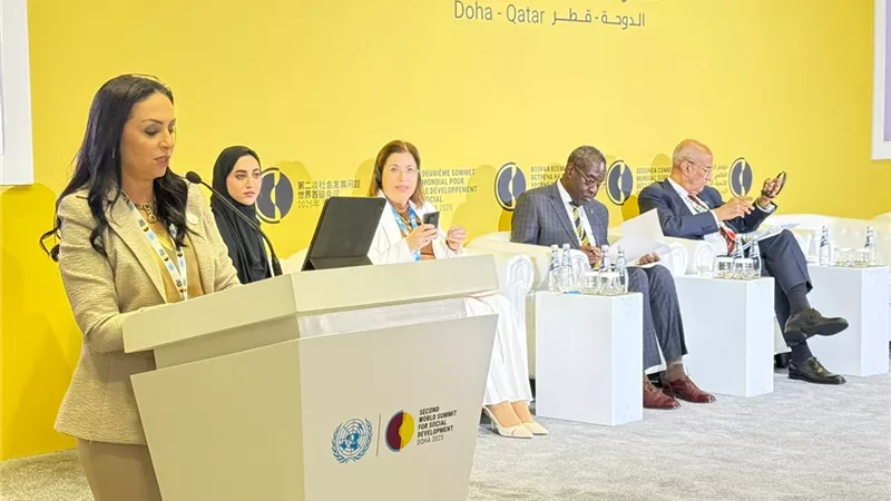 وزيرة التضامن تشارك في جلسة 