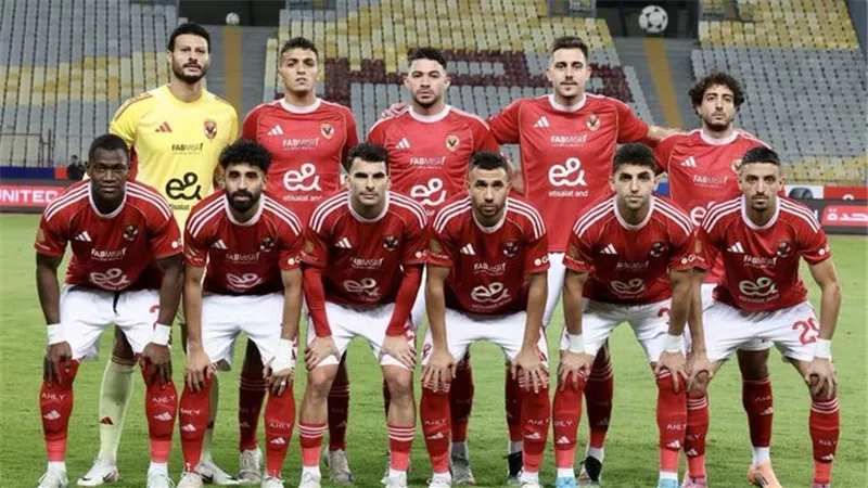 تشكيل الأهلي لمواجهة سيراميكا كليوباترا في السوبر المصري للأبطال 