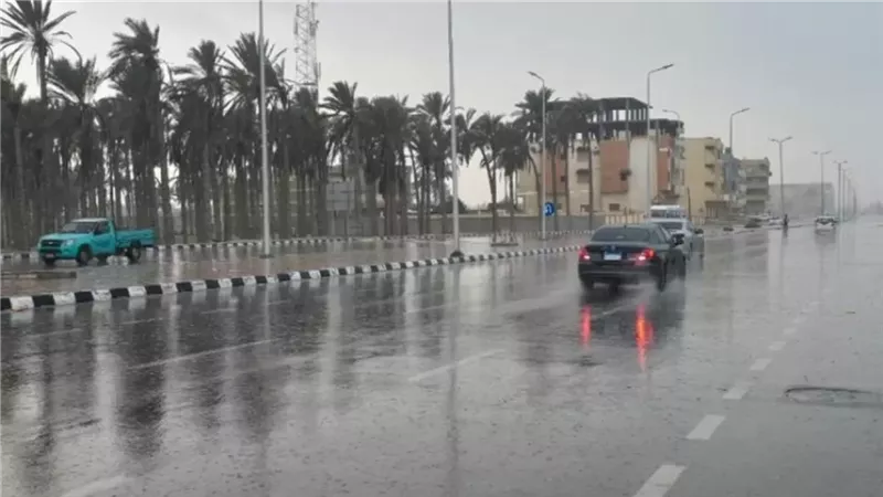 المرور يبدأ استعداداته لمواجهة الأمطار والتقلبات الجوية في القاهرة والجيزة