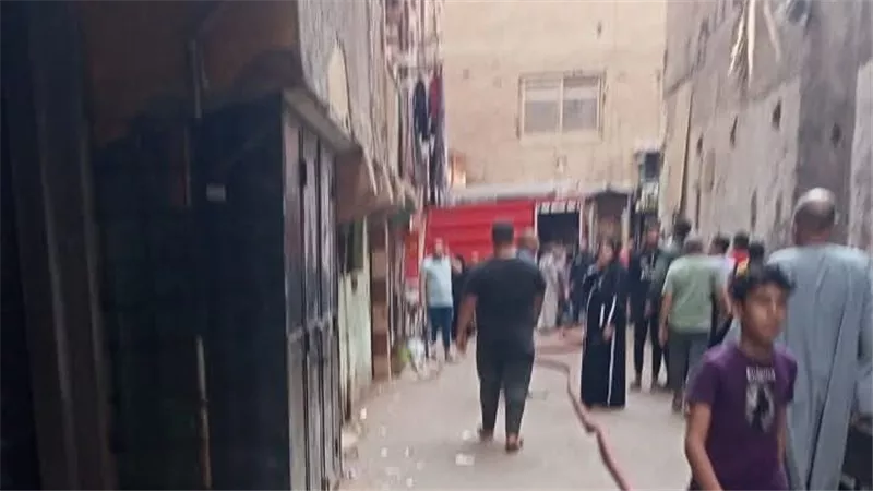 نقل جثث ضحايا الحريق المأساوي بمنطقة بيجام بمدينة شبرا الخيمة لمستشفي ناصر
