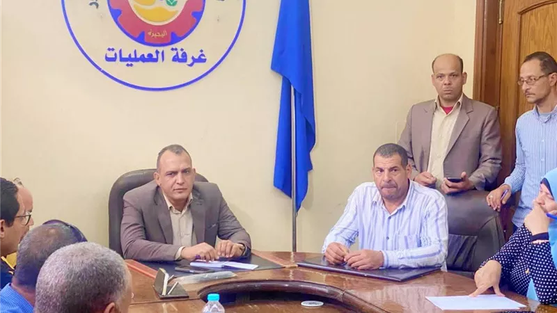 رئيس مدينة دمنهور: تكثيف أعمال النظافة والصيانة حول لجان الانتخابات 