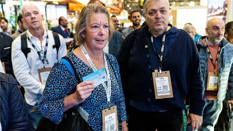 مصر للطيران تبرز ريادتها في WTM السياحي العالمي بلندن