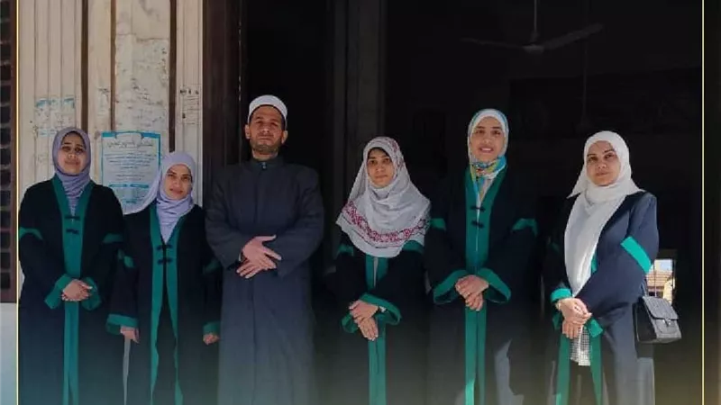 أوقاف دمياط تطلق قافلة دعوية للواعظات لمعالجة  إدمان وسائل التواصل الاجتماعي