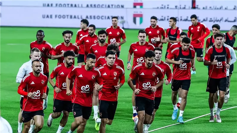 النادي الأهلي يقيد زعلوك ورأفت وهيثم في القائمة الإفريقية