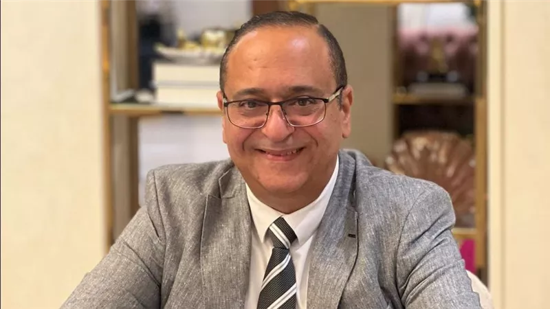 عضو بالشيوخ: المصريون بالخارج عكسوا أبهي الصور في المشاركة بالانتخابات