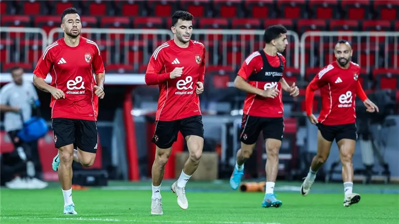 قمة السوبر.. تفاصيل جلسة وليد صلاح وزيزو قبل مواجهة الزمالك