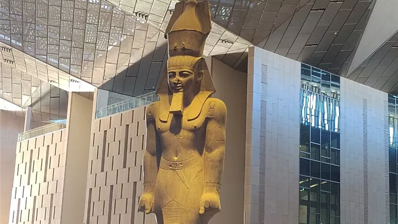 مصدر يكشف: إجراءات لتنظيم الدخول بالمتحف الكبير وقرار بخصوص رحلات المدارس