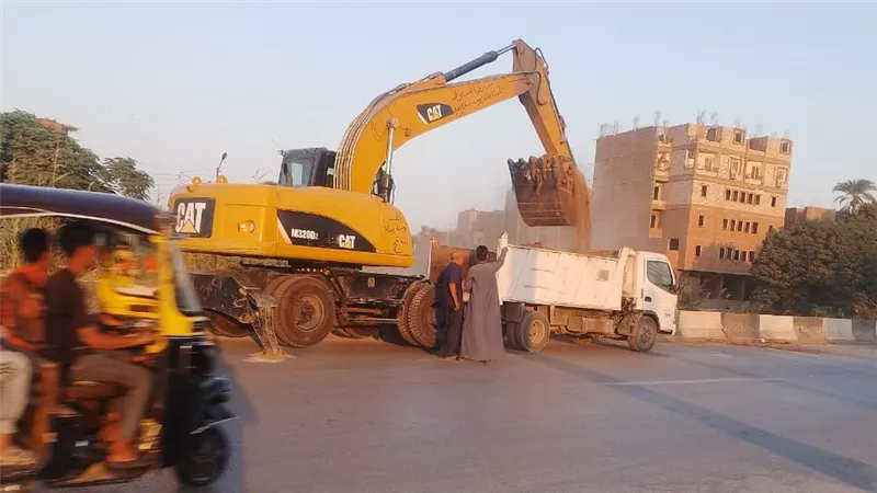 محافظ أسيوط: حملات مكثفة لرفع كفاءة منظومة النظافة بقرى مركز الفتح 