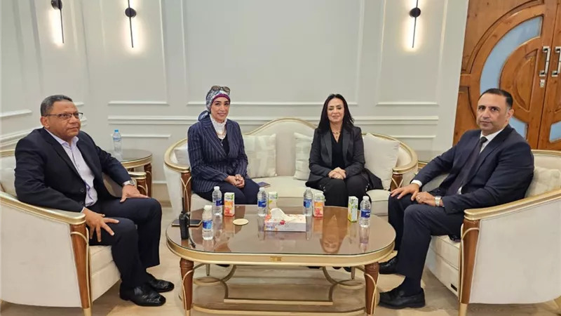 وزيرة التضامن الاجتماعي تصل محافظة الأقصر لتفقد بعض المشروعات 