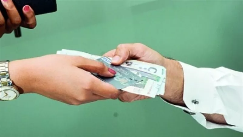 هل يحق للزوج أن يعرف أموال زوجته الخاصة؟.. عضو مركز الأزهر تجيب 