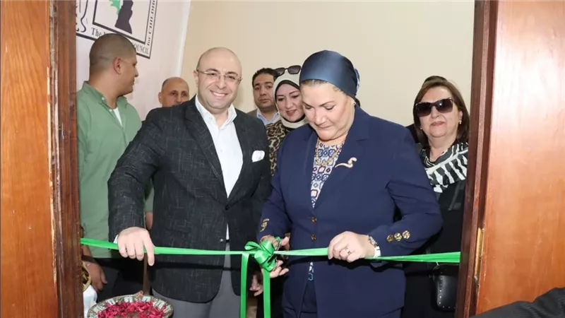 رئيسة المجلس القومي للطفولة ومحافظ بني سويف يفتتحان الفرع القومي للمجلس