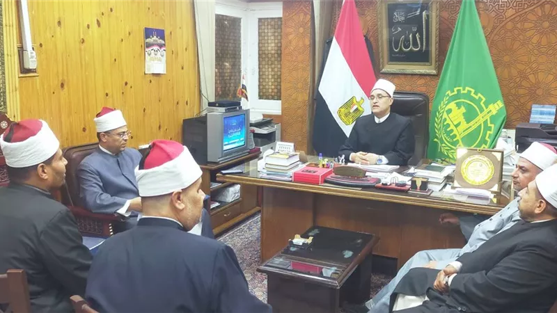 أوقاف القليوبية تعقد المقابلات الأولية لمرافقي بعثة الحج لعام 1447ه