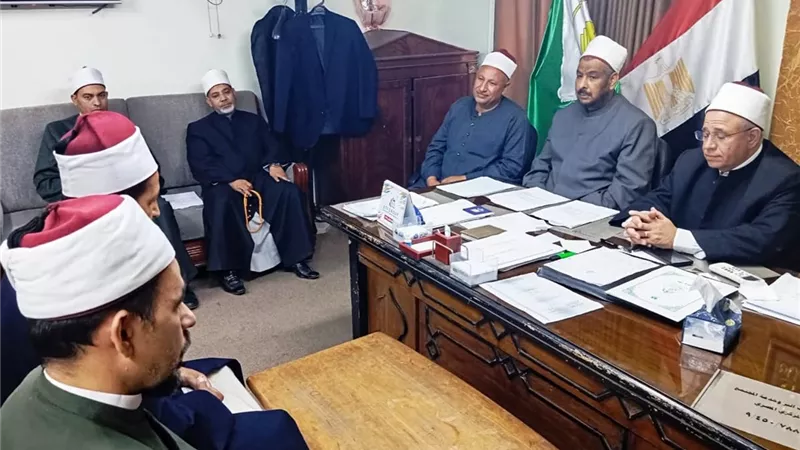 أوقاف الجيزة تعقد المقابلات الأولية للمتقدمين لمرافقة بعثة الحج لعام 1447ه
