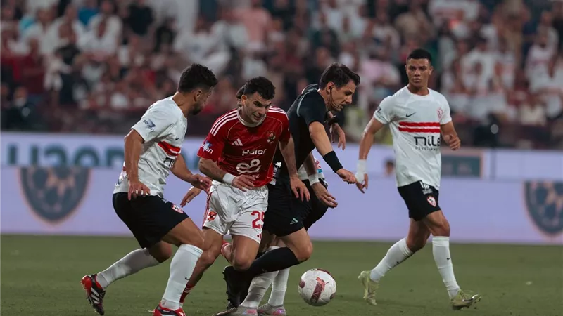 المباريات المتبقية لـ الأهلي والزمالك وبيراميدز وسيراميكا في الدوري المصري