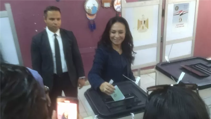 انتخابات مجلس النواب 2025.. وزيرة التضامن تدلي بصوتها بمدرسة بدر