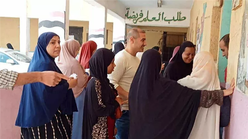 القومي للمرأة يطلق غرف عمليات انتخابات مجلس النواب ويخصص أرقام لمتابعة الشكاوى